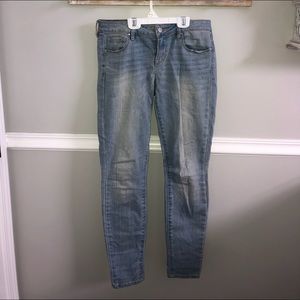 Light wash jeans